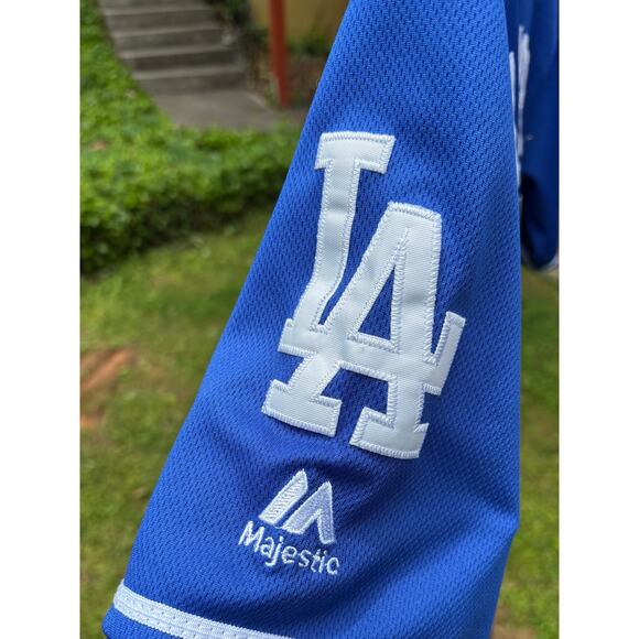 LOS ANGELES DODGERS JERSEY WITH CODEY BELLINGERS NAME AND NUMBER 35. SIZE 40, - Picture 2 of 5